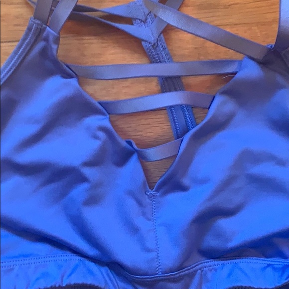 Victoria's Secret Sport Bra BUNDLE - Strappy - Picture 16 of 16